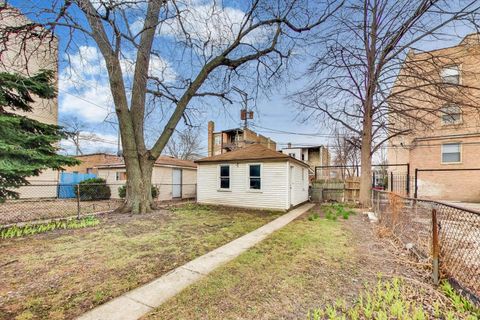 Tiny photo for 28 N Lockwood Avenue, Chicago, IL 60644 (MLS # 12615479)