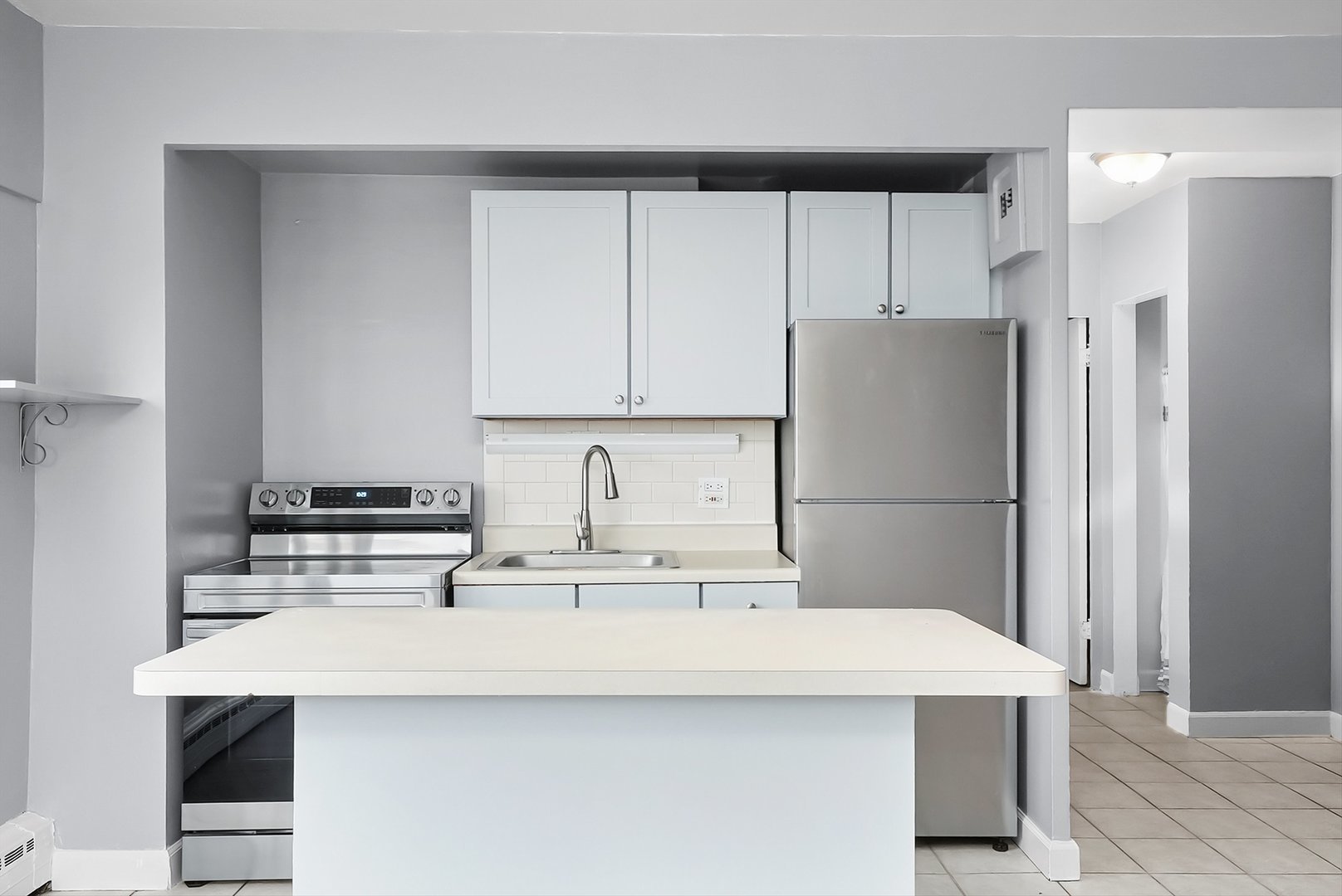 4960 N Marine Drive 1518