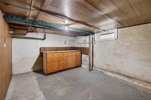 Tiny photo for 2503 Glenn Street, Bettendorf, IA 52722 (MLS # 12584541)