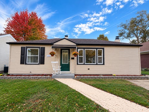 Photo of 612 Cookane Avenue, Elgin, IL 60120 (MLS # 12797376)