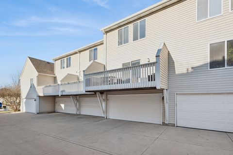 Tiny photo for 307 E Victoria Circle, North Aurora, IL 60542 (MLS # 12535519)