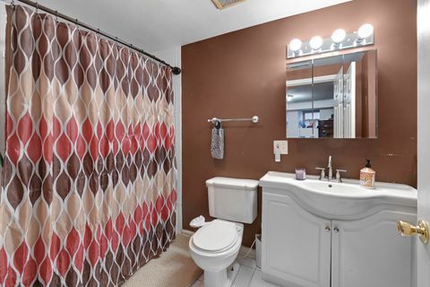 Tiny photo for 6401 S Greenwood Avenue #1N, Chicago, IL 60637 (MLS # 12593534)