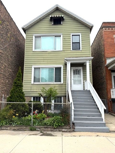 2662 N Ashland Avenue Chicago IL 60614
