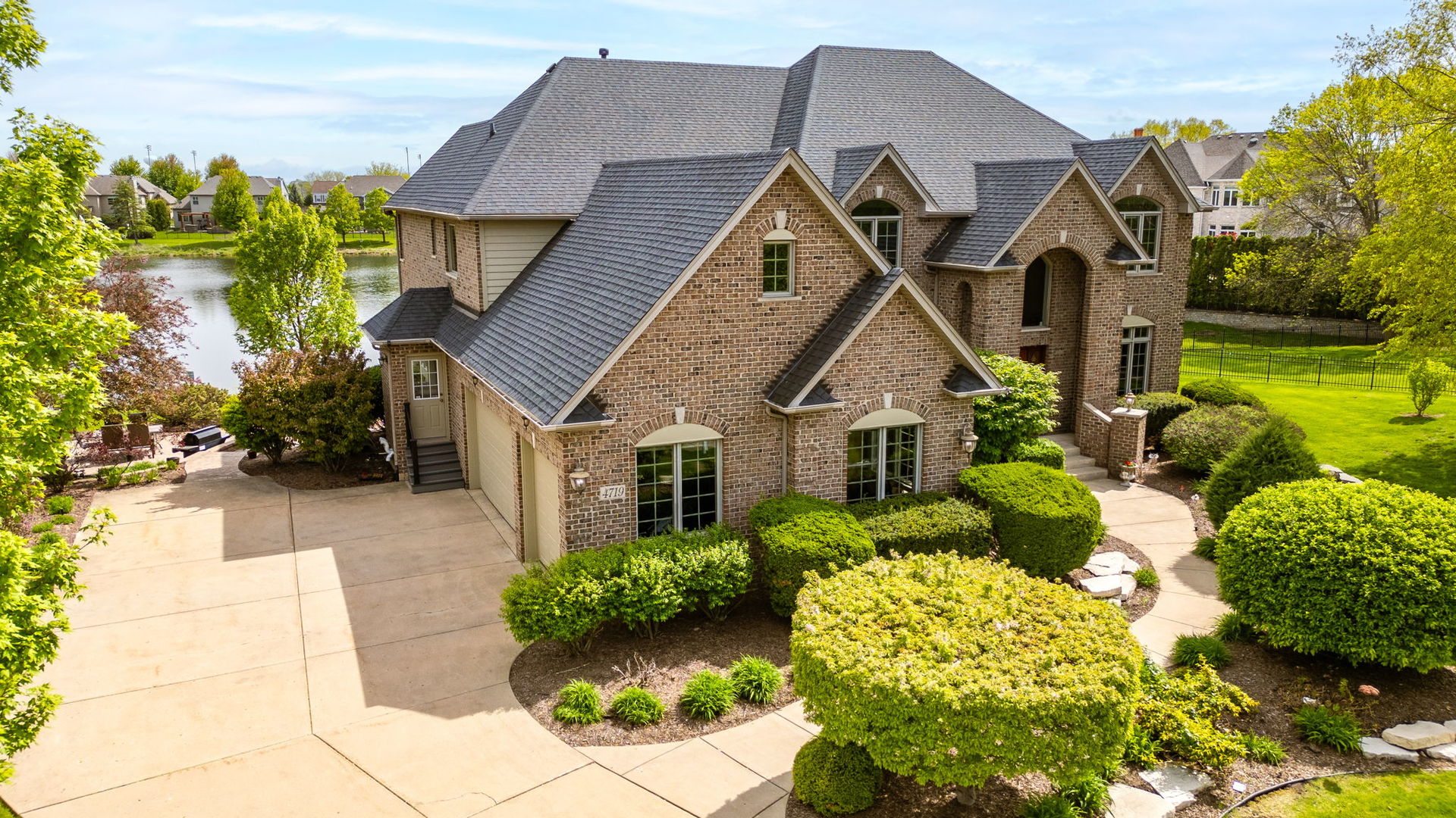 4719 Torphin Hill Court