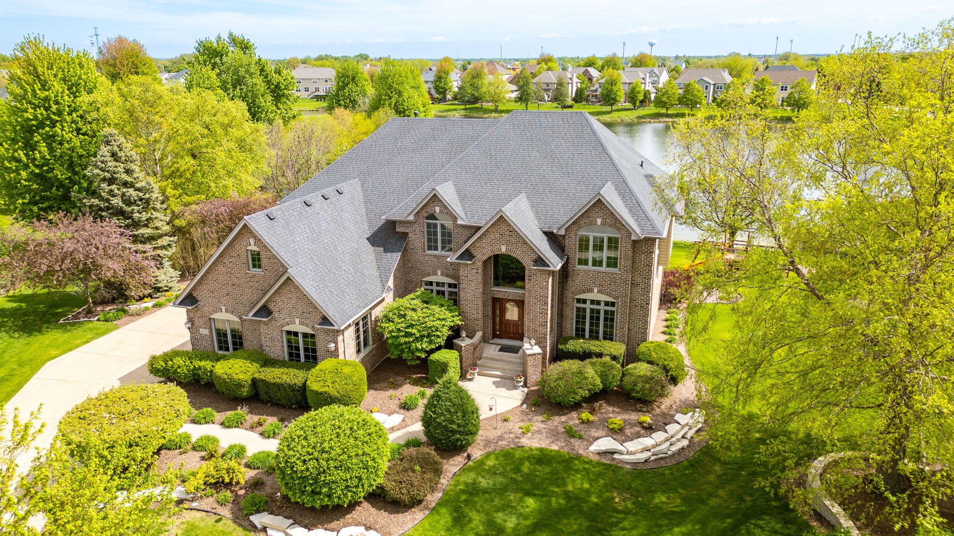 4719 Torphin Hill Court
