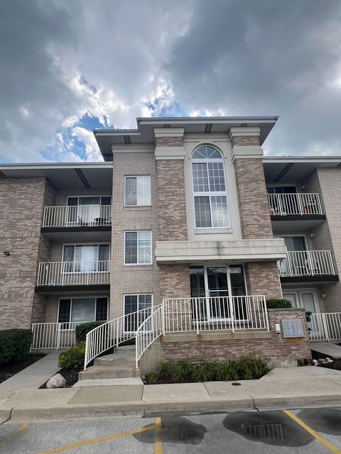 Tiny photo for 4222 W 77th Street #204, Chicago, IL 60652 (MLS # 12451402)