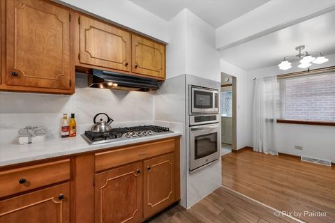 Tiny photo for 10316 S Green Bay Avenue, Chicago, IL 60617 (MLS # 12464171)
