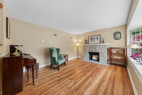 Tiny photo for 770 Highland Avenue, Glen Ellyn, IL 60137 (MLS # 12683538)