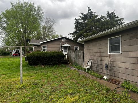 Tiny photo for 1303 E 4th Street, West Frankfort, IL 62896 (MLS # 12609139)