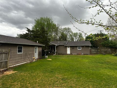 Tiny photo for 1303 E 4th Street, West Frankfort, IL 62896 (MLS # 12609139)