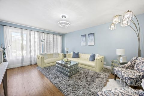 Tiny photo for 10120 Cook Avenue, Oak Lawn, IL 60453 (MLS # 12573530)