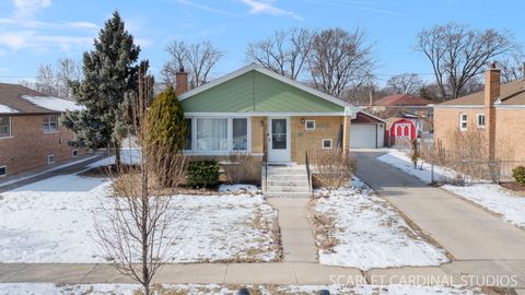 Tiny photo for 10120 Cook Avenue, Oak Lawn, IL 60453 (MLS # 12573530)