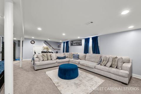 Tiny photo for 10120 Cook Avenue, Oak Lawn, IL 60453 (MLS # 12573530)