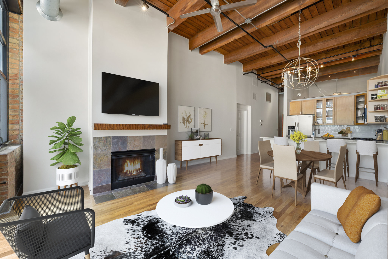 525 W Superior Street 322