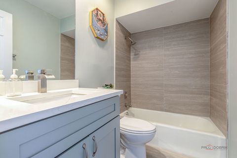 Tiny photo for 851 Sutton Court, Lincolnshire, IL 60069 (MLS # 12615867)