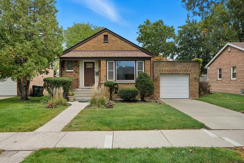 Photo of 18521 Homewood Avenue, Homewood, IL 60430 (MLS # 12497529)