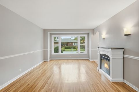 Tiny photo for 18521 Homewood Avenue, Homewood, IL 60430 (MLS # 12497529)