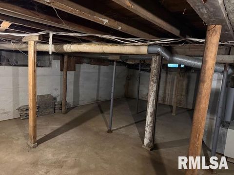 Tiny photo for 538 S 17TH Street, Murphysboro, IL 62966 (MLS # EB460229)