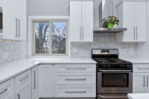 Tiny photo for 1919 Coach Drive, Naperville, IL 60565 (MLS # 12601392)