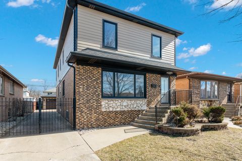 Photo of 11633 S Avenue H, Chicago, IL 60617 (MLS # 12438825)