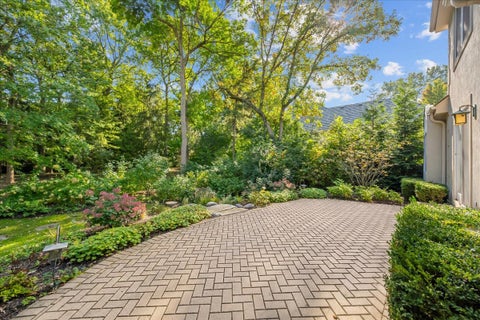 Tiny photo for 1741 Stanford Court, Lake Forest, IL 60045 (MLS # 12774370)
