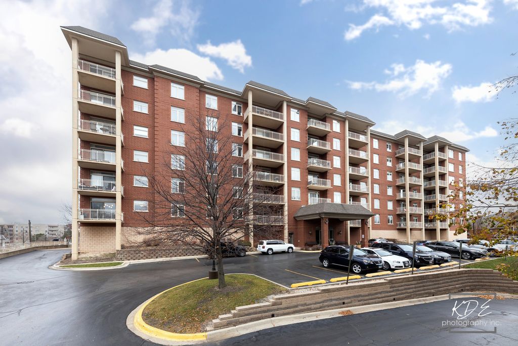 Photo for 8440 Callie Avenue #C105, Morton Grove, IL 60053 (MLS # 12521344)