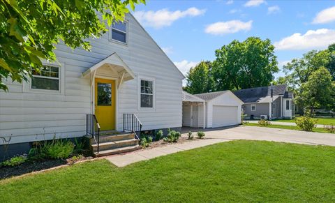 Tiny photo for 319 W Bond Street, Monticello, IL 61856 (MLS # 12475340)