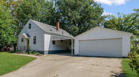 Tiny photo for 319 W Bond Street, Monticello, IL 61856 (MLS # 12475340)