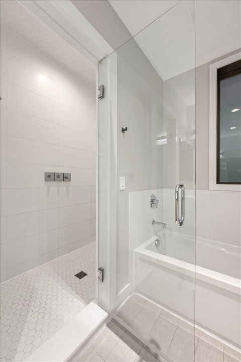 Tiny photo for 2165 N Claremont Avenue #1S, Chicago, IL 60647 (MLS # 12587554)