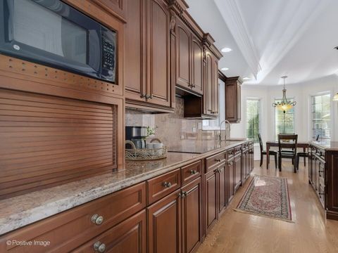 Tiny photo for 620 S Waiola Avenue, La Grange, IL 60525 (MLS # 12628384)