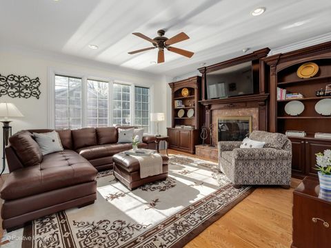 Tiny photo for 620 S Waiola Avenue, La Grange, IL 60525 (MLS # 12628384)