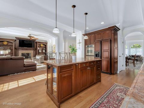 Tiny photo for 620 S Waiola Avenue, La Grange, IL 60525 (MLS # 12628384)