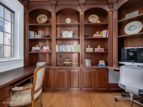 Tiny photo for 620 S Waiola Avenue, La Grange, IL 60525 (MLS # 12628384)