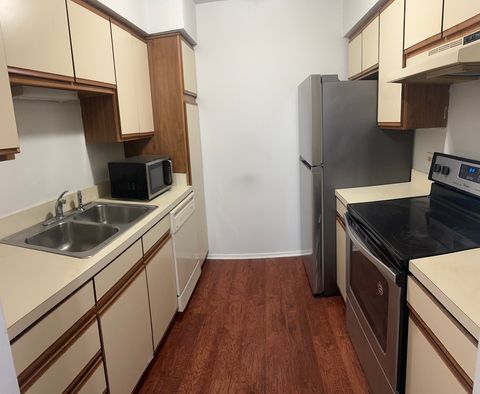 Tiny photo for Willowbrook, IL 60527 (MLS # 12529879)