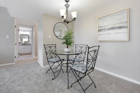 Tiny photo for 2900 Maple Avenue #17E, Downers Grove, IL 60515 (MLS # 12628563)