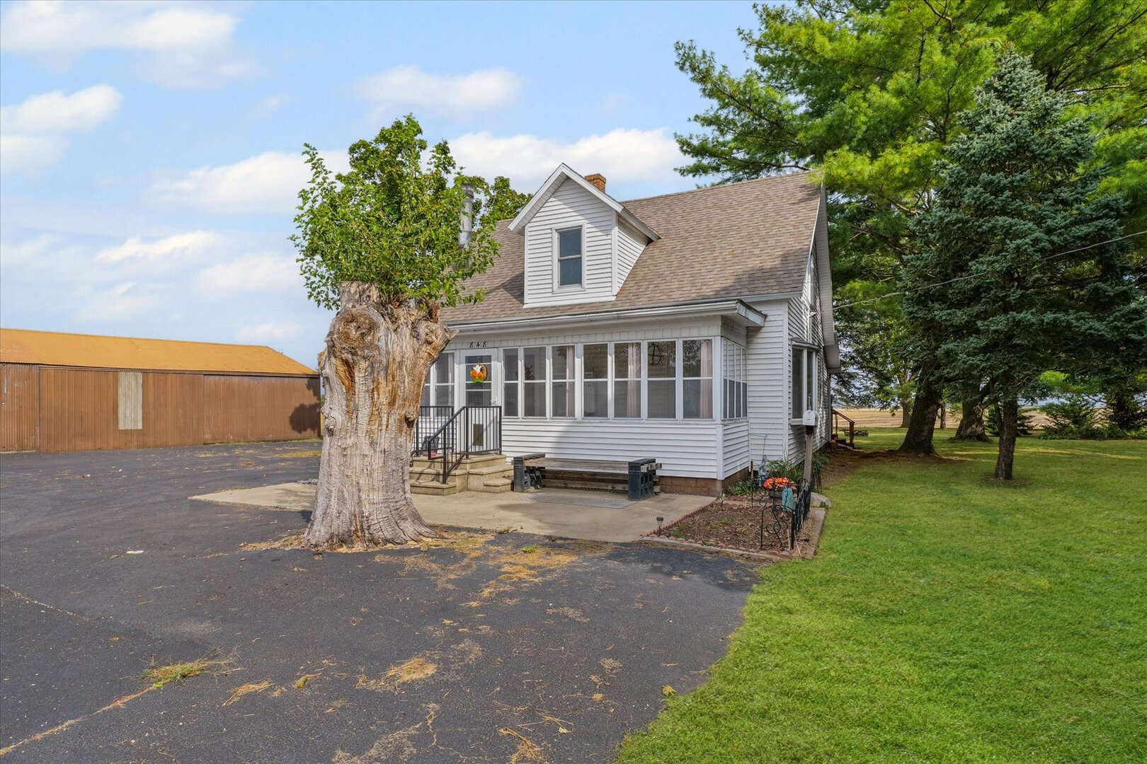 848 N Champaign Street