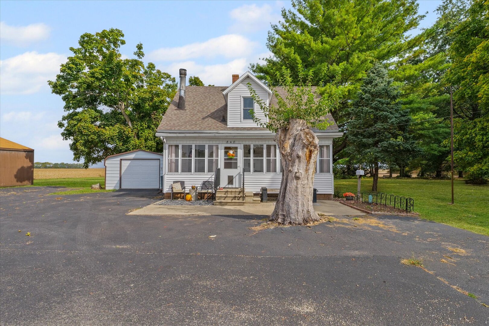 848 N Champaign Street