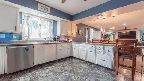 Tiny photo for 231 W 500 N, Valparaiso, IN 46385 (MLS # 12466650)