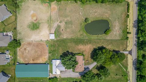 Tiny photo for 231 W 500 N, Valparaiso, IN 46385 (MLS # 12466650)