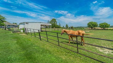 Tiny photo for 231 W 500 N, Valparaiso, IN 46385 (MLS # 12466650)