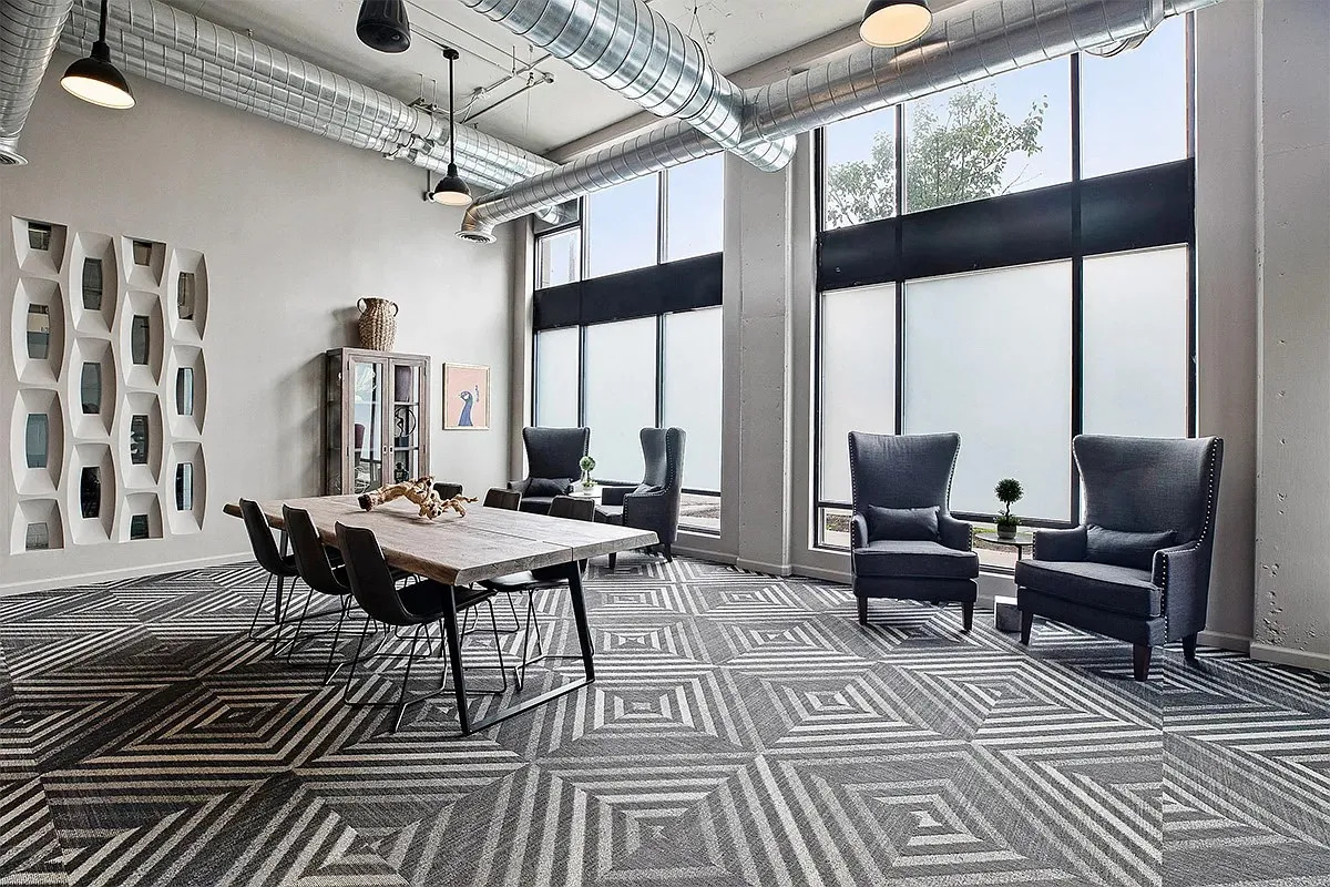 2300 S Michigan Avenue 417