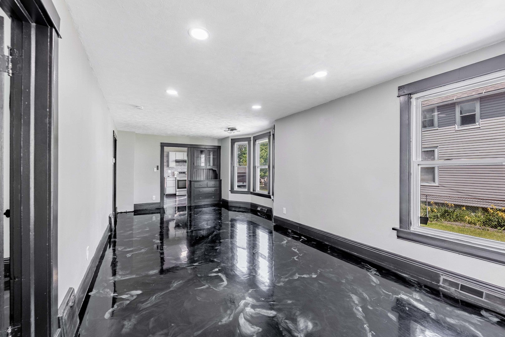75 W 23rd Street