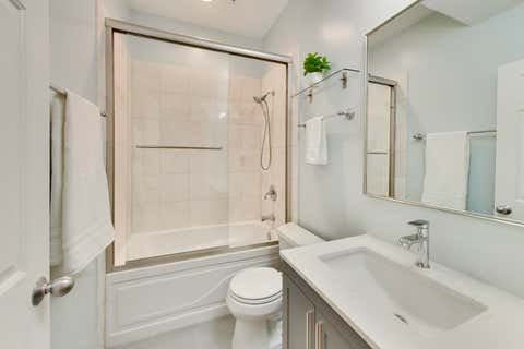 Tiny photo for 608 Hinman Avenue #2S, Evanston, IL 60202 (MLS # 12725997)