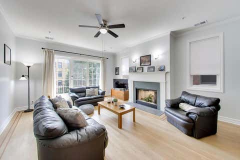 Tiny photo for 608 Hinman Avenue #2S, Evanston, IL 60202 (MLS # 12725997)