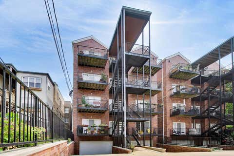 Tiny photo for 608 Hinman Avenue #2S, Evanston, IL 60202 (MLS # 12725997)
