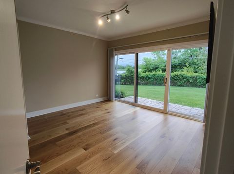 Tiny photo for 544 W 58th Place, Hinsdale, IL 60521 (MLS # 12543038)