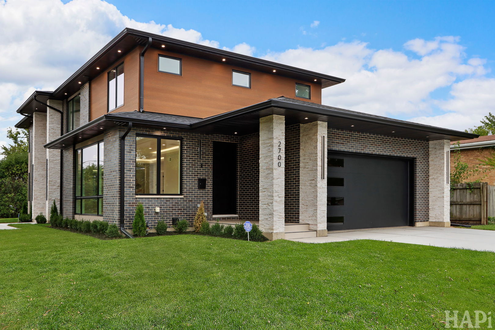 2700 Fontana Drive