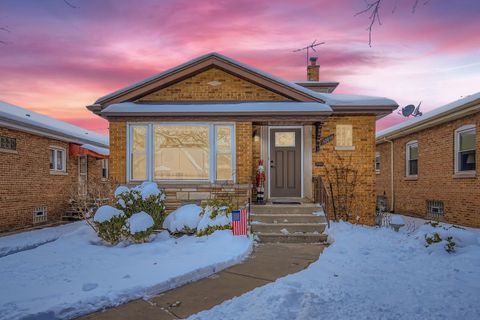 Photo of 10030 S Washtenaw Avenue, Chicago, IL 60655 (MLS # 12532225)