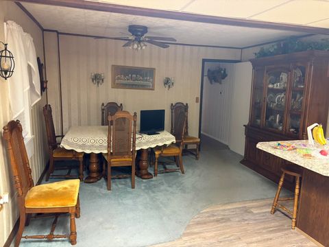 Tiny photo for 11412 IL-37 Highway, Benton, IL 62812 (MLS # 100000022)