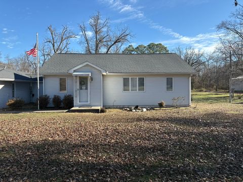 Tiny photo for 11412 IL-37 Highway, Benton, IL 62812 (MLS # 100000022)